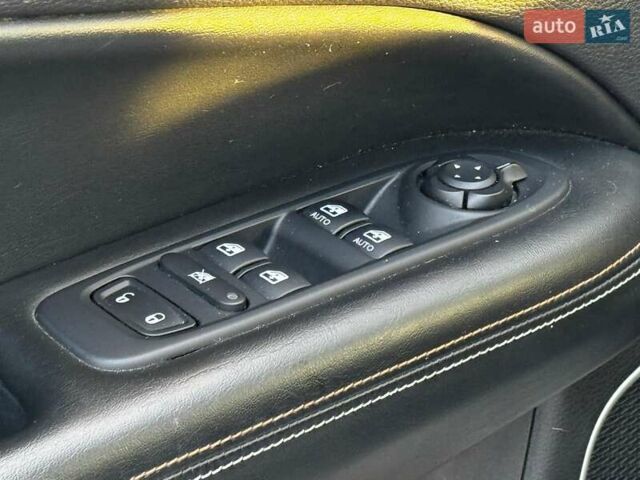 Белый Джип Компас, объемом двигателя 2.4 л и пробегом 152 тыс. км за 14990 $, фото 14 на Automoto.ua