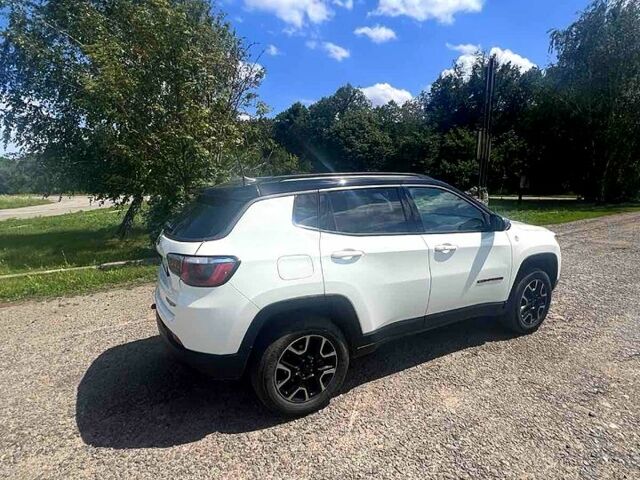 Білий Джип Compass, об'ємом двигуна 2.4 л та пробігом 108 тис. км за 17000 $, фото 3 на Automoto.ua