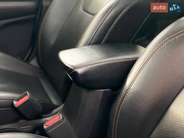 Белый Джип Компас, объемом двигателя 2.36 л и пробегом 108 тыс. км за 15490 $, фото 47 на Automoto.ua