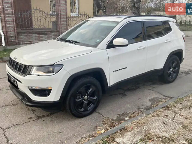 Білий Джип Compass, об'ємом двигуна 2.4 л та пробігом 106 тис. км за 18200 $, фото 3 на Automoto.ua