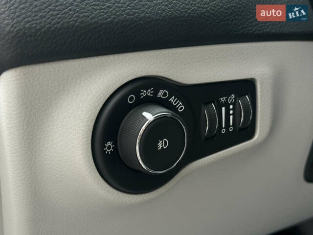 Белый Джип Компас, объемом двигателя 2.36 л и пробегом 115 тыс. км за 16300 $, фото 24 на Automoto.ua