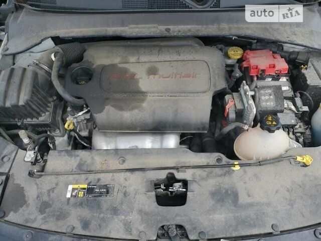 Белый Джип Компас, объемом двигателя 2.36 л и пробегом 110 тыс. км за 2700 $, фото 10 на Automoto.ua