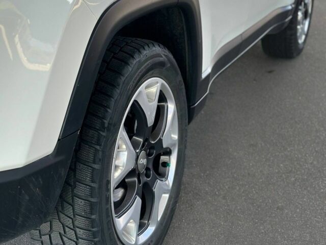 Белый Джип Компас, объемом двигателя 0 л и пробегом 115 тыс. км за 15300 $, фото 5 на Automoto.ua