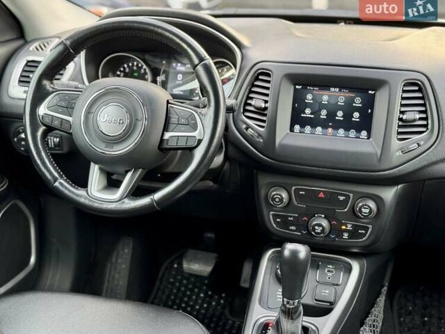 Белый Джип Компас, объемом двигателя 2.36 л и пробегом 60 тыс. км за 15900 $, фото 27 на Automoto.ua