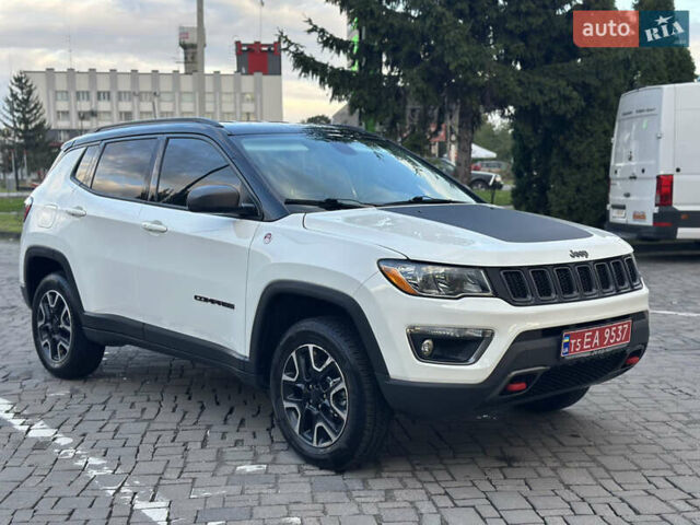 Белый Джип Компас, объемом двигателя 2.4 л и пробегом 142 тыс. км за 15499 $, фото 21 на Automoto.ua