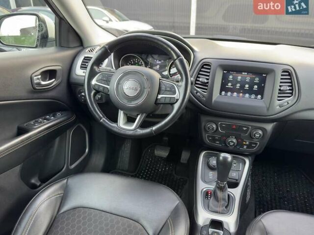 Белый Джип Компас, объемом двигателя 2.36 л и пробегом 60 тыс. км за 15900 $, фото 25 на Automoto.ua