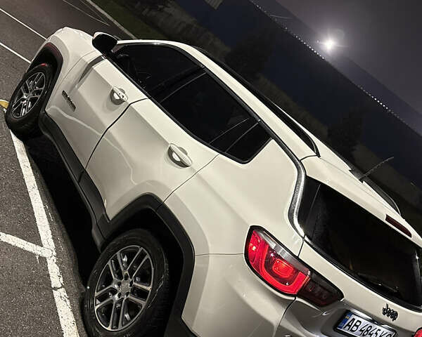 Белый Джип Компас, объемом двигателя 2.36 л и пробегом 99 тыс. км за 15900 $, фото 6 на Automoto.ua