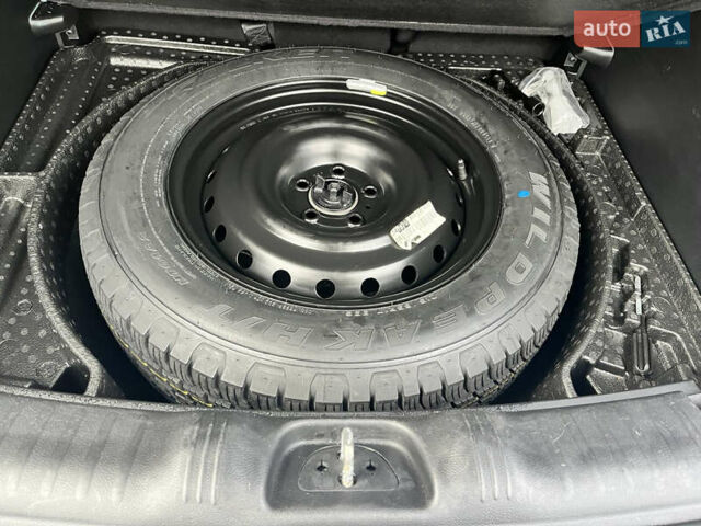 Белый Джип Компас, объемом двигателя 2.36 л и пробегом 109 тыс. км за 17000 $, фото 62 на Automoto.ua