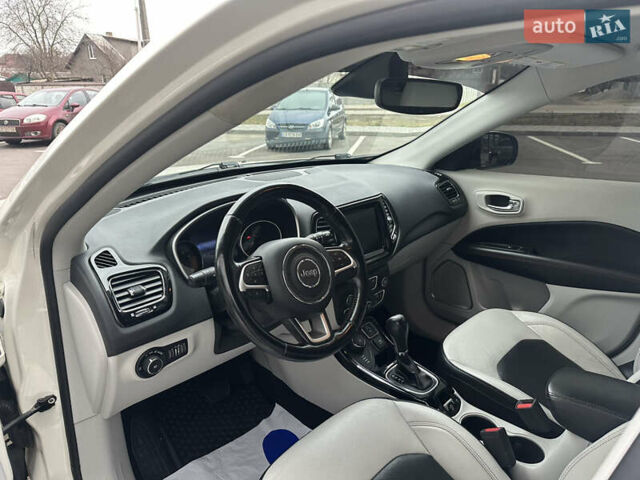 Белый Джип Компас, объемом двигателя 2.36 л и пробегом 115 тыс. км за 16300 $, фото 25 на Automoto.ua