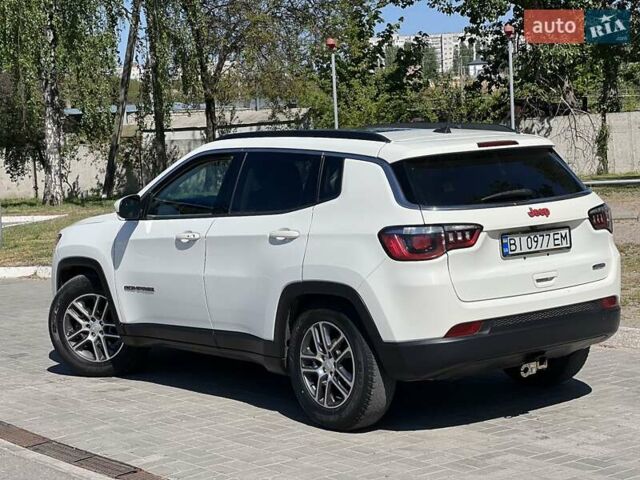 Білий Джип Compass, об'ємом двигуна 2.36 л та пробігом 122 тис. км за 17200 $, фото 6 на Automoto.ua