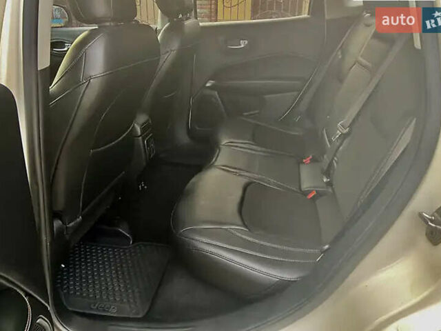 Білий Джип Compass, об'ємом двигуна 2.4 л та пробігом 106 тис. км за 18200 $, фото 17 на Automoto.ua