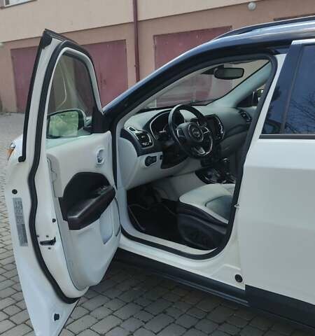 Белый Джип Компас, объемом двигателя 2.36 л и пробегом 104 тыс. км за 15300 $, фото 14 на Automoto.ua