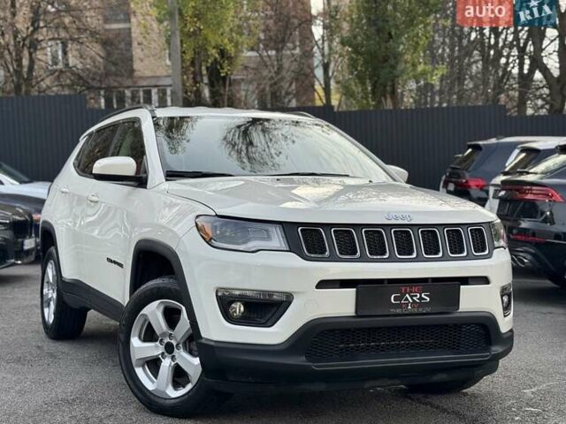 Белый Джип Компас, объемом двигателя 2.36 л и пробегом 60 тыс. км за 15900 $, фото 5 на Automoto.ua