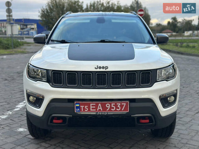Белый Джип Компас, объемом двигателя 2.4 л и пробегом 142 тыс. км за 15499 $, фото 4 на Automoto.ua