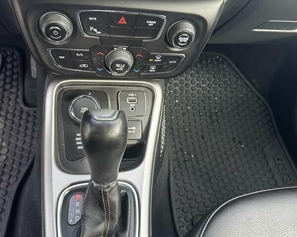 Білий Джип Compass, об'ємом двигуна 2.36 л та пробігом 42 тис. км за 15200 $, фото 16 на Automoto.ua