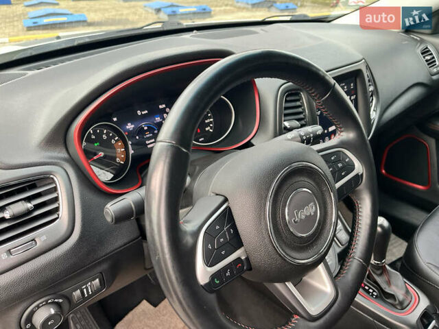 Белый Джип Компас, объемом двигателя 2.36 л и пробегом 109 тыс. км за 17000 $, фото 39 на Automoto.ua