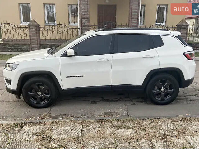 Білий Джип Compass, об'ємом двигуна 2.4 л та пробігом 106 тис. км за 18200 $, фото 4 на Automoto.ua