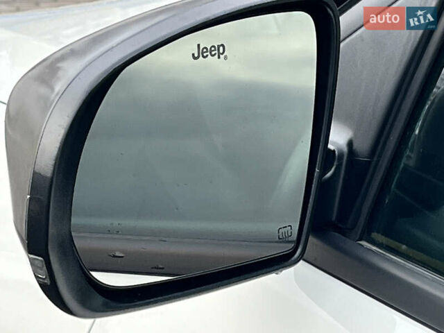 Белый Джип Компас, объемом двигателя 2.36 л и пробегом 109 тыс. км за 17000 $, фото 66 на Automoto.ua