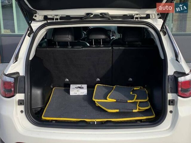 Белый Джип Компас, объемом двигателя 2.36 л и пробегом 108 тыс. км за 15490 $, фото 55 на Automoto.ua