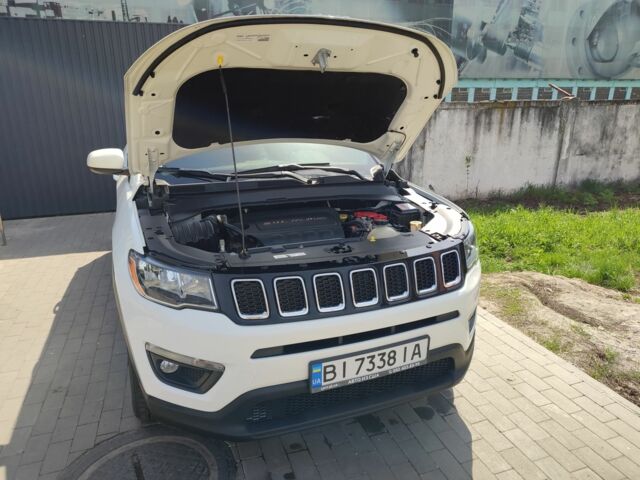 Белый Джип Компас, объемом двигателя 2.4 л и пробегом 79 тыс. км за 18500 $, фото 5 на Automoto.ua