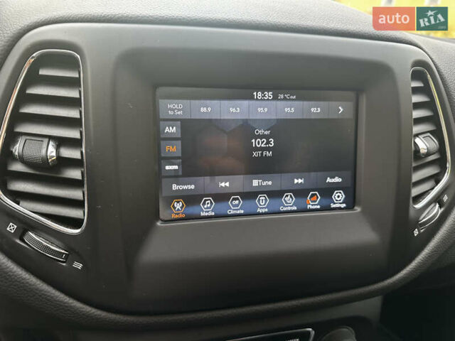 Белый Джип Компас, объемом двигателя 2.36 л и пробегом 79 тыс. км за 15650 $, фото 46 на Automoto.ua