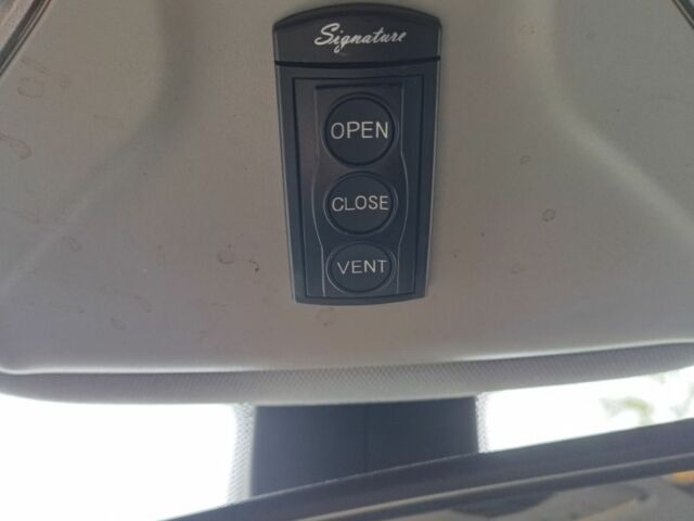 Белый Джип Компас, объемом двигателя 2.4 л и пробегом 86 тыс. км за 15300 $, фото 12 на Automoto.ua