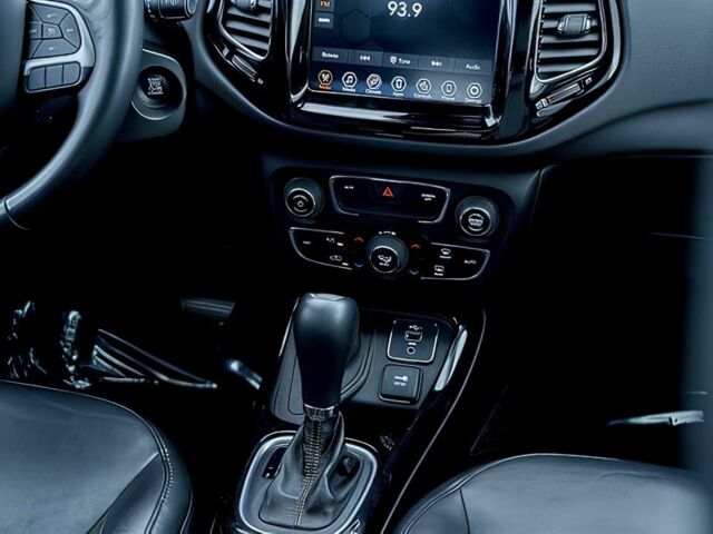 Белый Джип Компас, объемом двигателя 2.4 л и пробегом 45 тыс. км за 8500 $, фото 10 на Automoto.ua