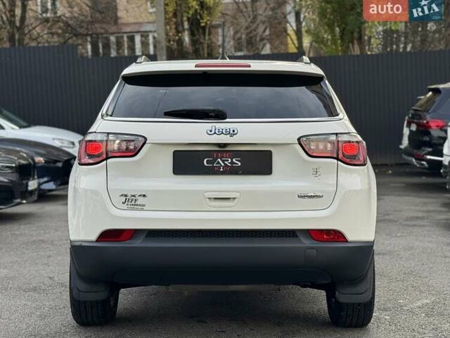 Белый Джип Компас, объемом двигателя 2.36 л и пробегом 60 тыс. км за 15900 $, фото 10 на Automoto.ua