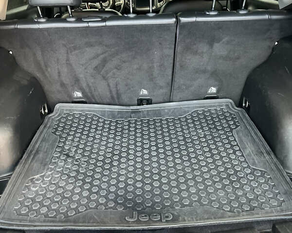 Белый Джип Компас, объемом двигателя 2.36 л и пробегом 109 тыс. км за 17500 $, фото 46 на Automoto.ua