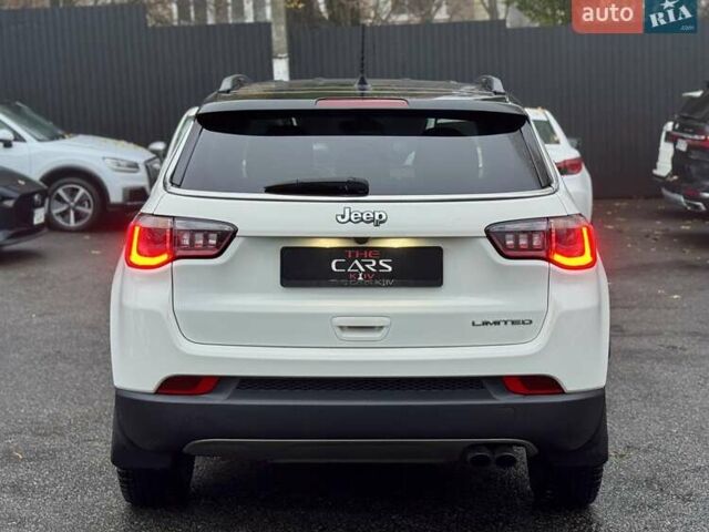 Белый Джип Компас, объемом двигателя 2.36 л и пробегом 71 тыс. км за 16400 $, фото 10 на Automoto.ua