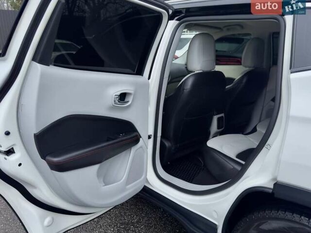 Белый Джип Компас, объемом двигателя 2.36 л и пробегом 71 тыс. км за 16400 $, фото 20 на Automoto.ua