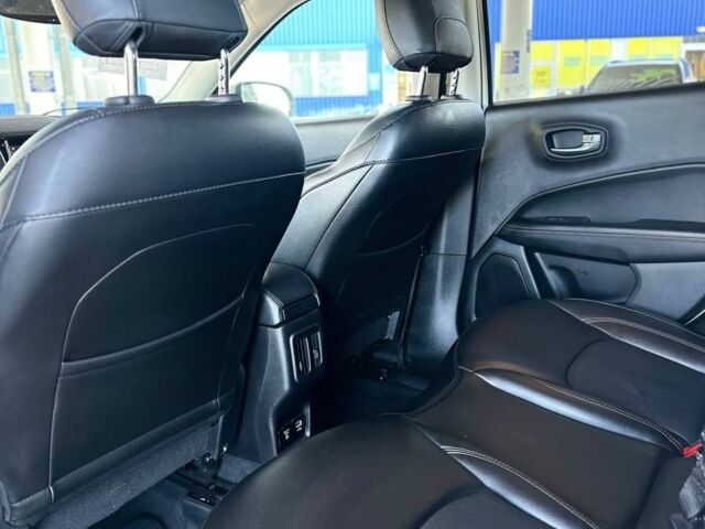 Белый Джип Компас, объемом двигателя 0 л и пробегом 115 тыс. км за 15300 $, фото 7 на Automoto.ua