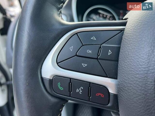Джип Компас 2019 в Львове на Automoto.ua Белый Джип Компас, объемом двигателя 2.4 л и пробегом 117 тыс. км за 14440 $, фото 22 на Automoto.ua