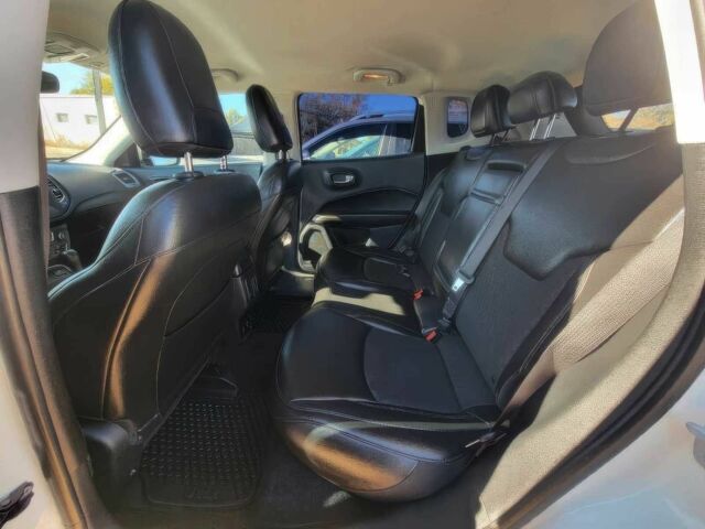 Белый Джип Компас, объемом двигателя 2.4 л и пробегом 53 тыс. км за 11000 $, фото 11 на Automoto.ua