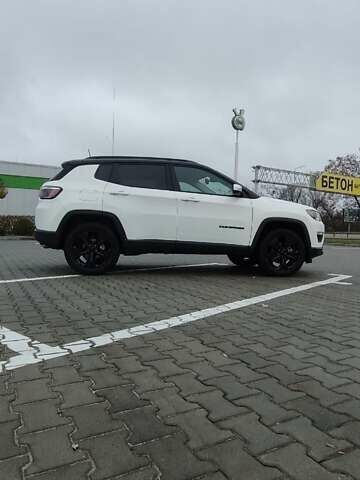 Білий Джип Compass, об'ємом двигуна 2.36 л та пробігом 55 тис. км за 19000 $, фото 5 на Automoto.ua