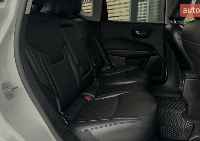 Білий Джип Compass, об'ємом двигуна 2.36 л та пробігом 107 тис. км за 17700 $, фото 15 на Automoto.ua