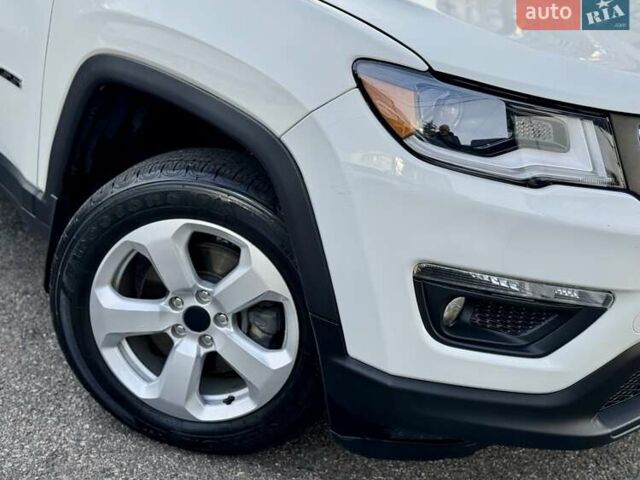 Белый Джип Компас, объемом двигателя 2.36 л и пробегом 60 тыс. км за 15900 $, фото 29 на Automoto.ua