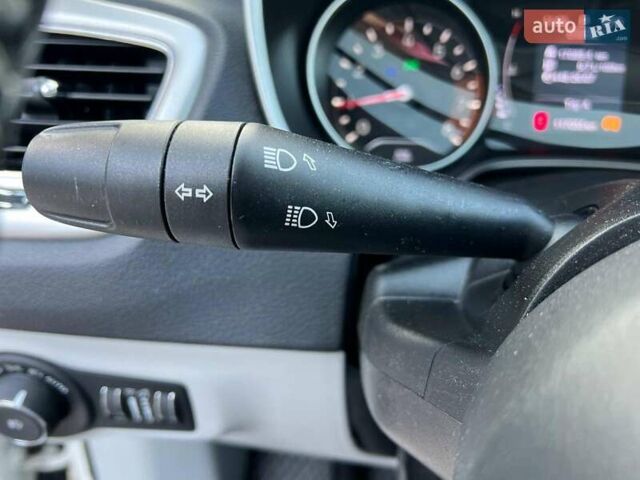 Джип Компас 2019 в Львове на Automoto.ua Белый Джип Компас, объемом двигателя 2.4 л и пробегом 117 тыс. км за 14440 $, фото 24 на Automoto.ua