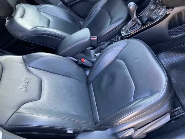 Білий Джип Compass, об'ємом двигуна 2.4 л та пробігом 82 тис. км за 12400 $, фото 11 на Automoto.ua