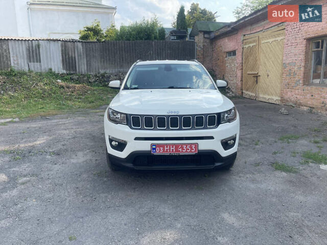 Белый Джип Компас, объемом двигателя 2.4 л и пробегом 251 тыс. км за 13400 $, фото 2 на Automoto.ua