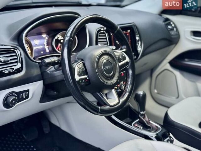 Белый Джип Компас, объемом двигателя 2.36 л и пробегом 71 тыс. км за 16400 $, фото 4 на Automoto.ua