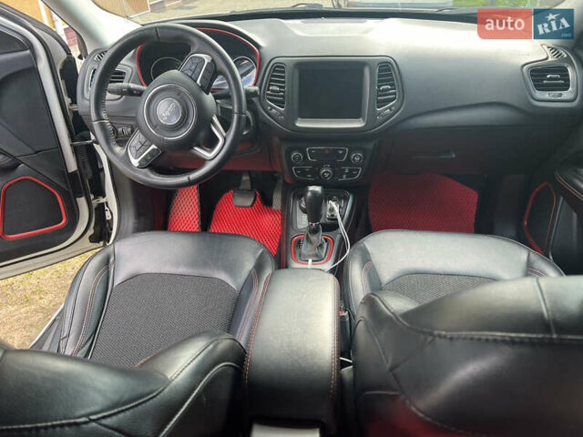 Белый Джип Компас, объемом двигателя 2.36 л и пробегом 74 тыс. км за 16700 $, фото 16 на Automoto.ua