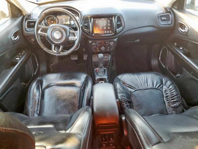 Белый Джип Компас, объемом двигателя 0 л и пробегом 128 тыс. км за 2700 $, фото 7 на Automoto.ua