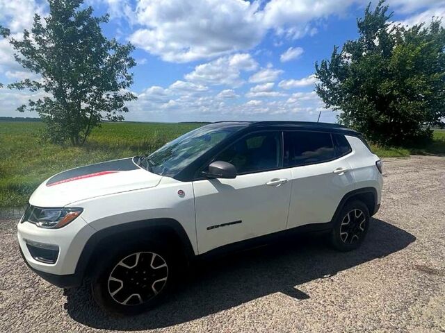 Білий Джип Compass, об'ємом двигуна 2.4 л та пробігом 108 тис. км за 17000 $, фото 1 на Automoto.ua