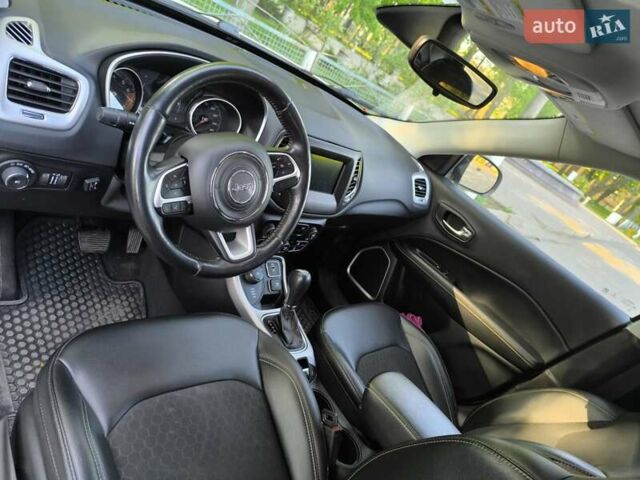 Білий Джип Compass, об'ємом двигуна 2.36 л та пробігом 39 тис. км за 17900 $, фото 13 на Automoto.ua