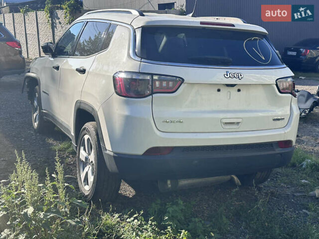 Білий Джип Compass, об'ємом двигуна 2.36 л та пробігом 53 тис. км за 10500 $, фото 6 на Automoto.ua
