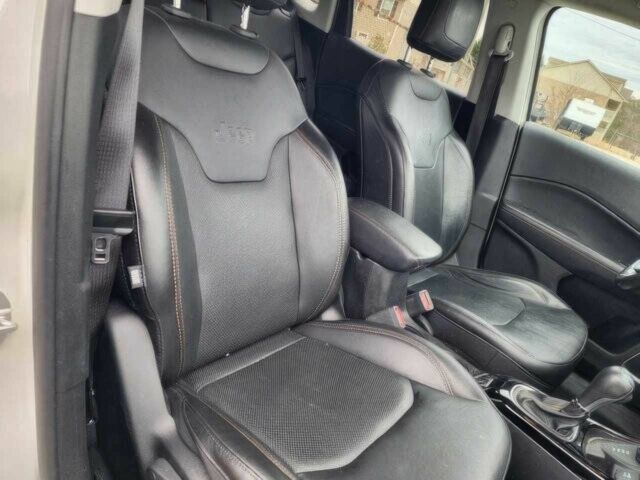 Белый Джип Компас, объемом двигателя 2.4 л и пробегом 37 тыс. км за 3400 $, фото 5 на Automoto.ua