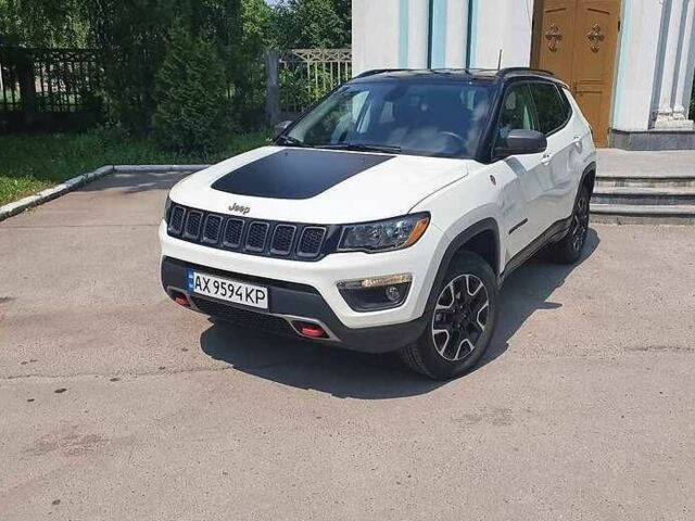 Белый Джип Компас, объемом двигателя 2.4 л и пробегом 46 тыс. км за 11900 $, фото 1 на Automoto.ua