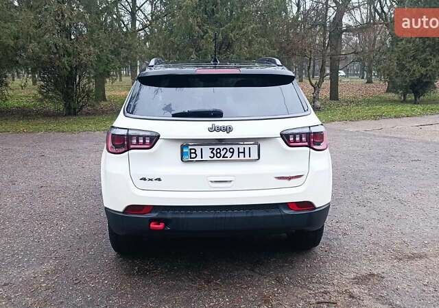 Білий Джип Compass, об'ємом двигуна 2.36 л та пробігом 112 тис. км за 17500 $, фото 12 на Automoto.ua