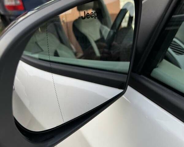 Білий Джип Compass, об'ємом двигуна 2.36 л та пробігом 67 тис. км за 19999 $, фото 29 на Automoto.ua